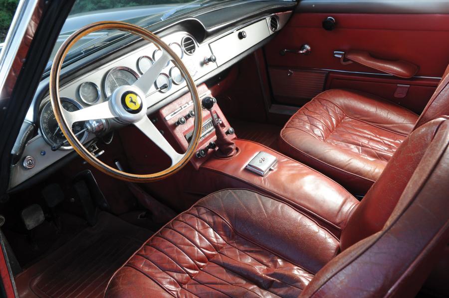  Ferrari 250 GTE 1963 года  (фото 22 из 24)